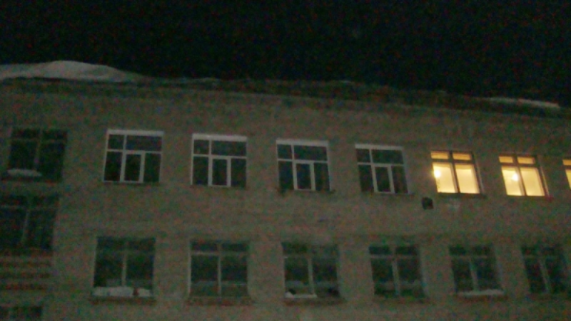 Кровля Богашевской школы должна быть восстановлена в течение 10 – 14 дней Кровля Богашевской школы должна быть восстановлена в течение 10 – 14 дней