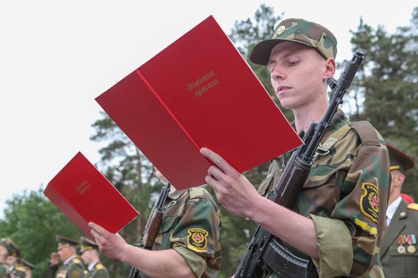 Более 60 призывников Томского района отправятся на службу в армию Более 60 призывников Томского района отправятся на службу в армию