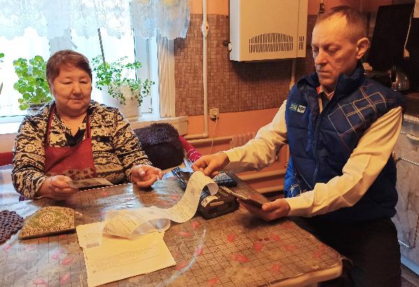 Каждый десятый платёж жители Томской области совершают на дому с помощью почтальонов Каждый десятый платёж жители Томской области совершают на дому с помощью почтальонов