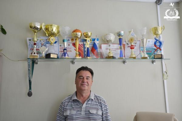 Директор Центра физической культуры и спорта Томского района Олег Лосев о работе центра, спартакиаде Томского района и современных тенденциях в спорте. Директор Центра физической культуры и спорта Томского района Олег Лосев о работе центра, спартакиаде Томского района и современных тенденциях в спорте.