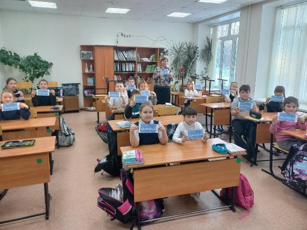 В Моряковском Затоне прошла Всероссийская уличная акция “ДарюТепло!” В Моряковском Затоне прошла Всероссийская уличная акция “ДарюТепло!”