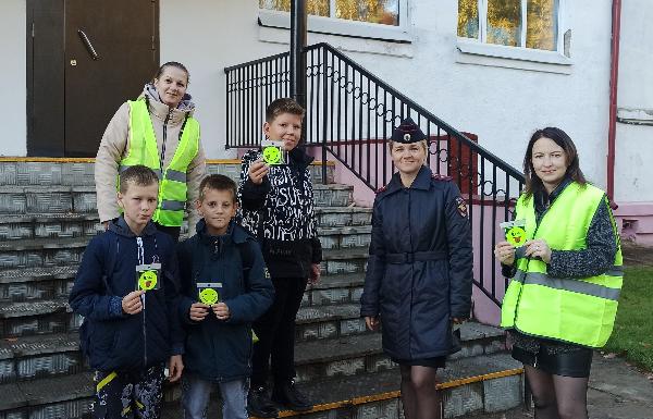 В Моряковской школе прошла акция «Родители - ЗА безопасное детство» В Моряковской школе прошла акция «Родители - ЗА безопасное детство»